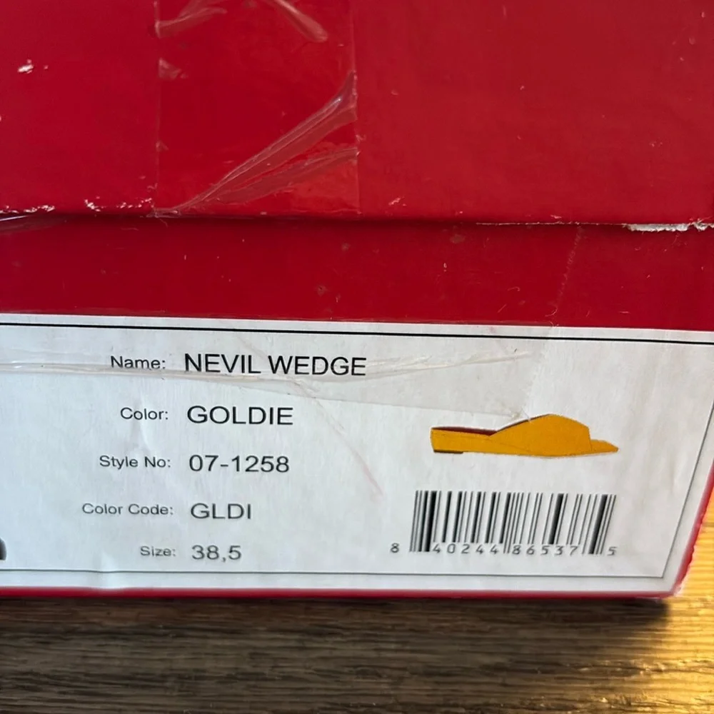 NIB [STAUD] Nevil Leather Wedge Mules In Goldie Women's Sz EU 38.5 / US 8.5 - Picture 11 of 12